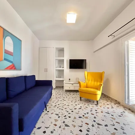 Colorful 1br In Center Near Appartement