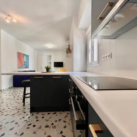 Colorful 1br In Center Near Appartement
